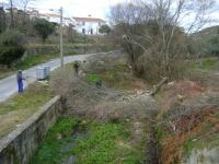 Limpeza de cursos de �gua